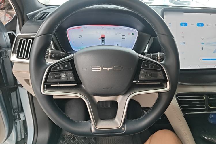 Used BYD Song PLUS New Energy 2023 Champion Edition DM-i 150KM Flagship PLUS 5G Steering Wheel