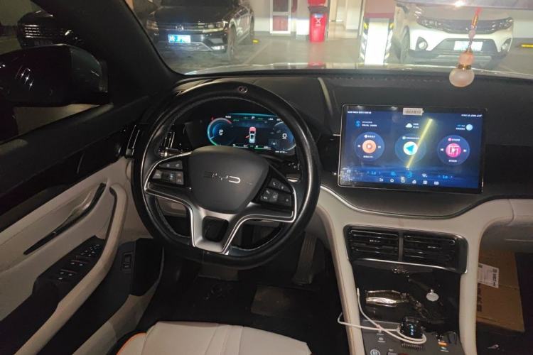 Used BYD Song PLUS New Energy 2023 Champion Edition DM-i 110KM Flagship PLUS Steering Wheel