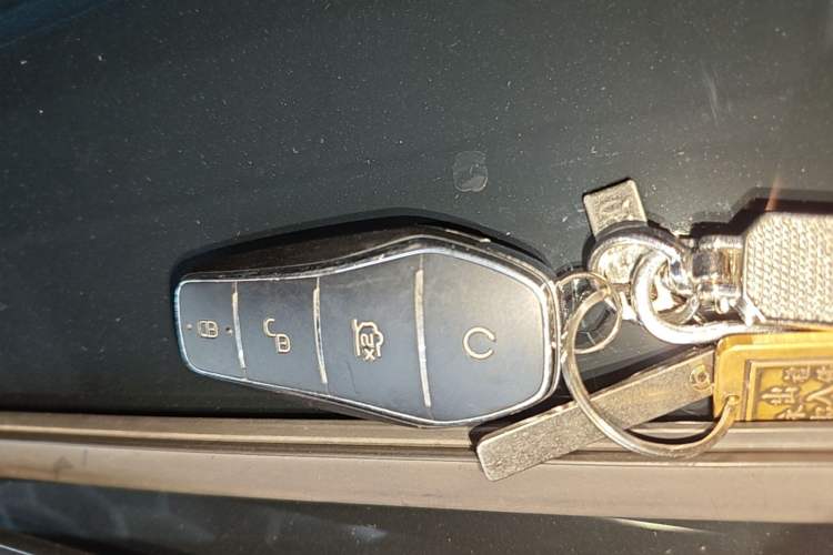 Used BYD Song PLUS New Energy 2023 Champion Edition DM-i 150KM Flagship PLUS Vehicle Key