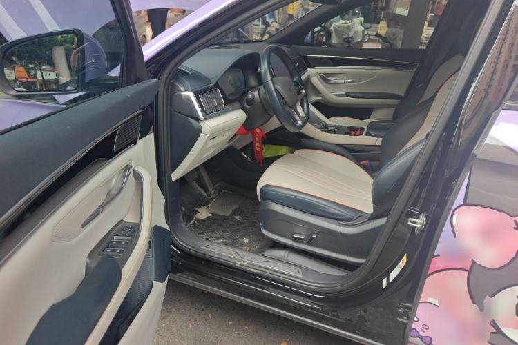 Used BYD Song PLUS New Energy 2023 Champion Edition EV 520KM Flagship Model Driver Seat