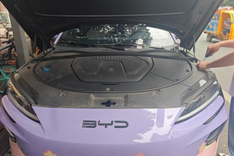 Used BYD Song PLUS New Energy 2023 Champion Edition EV 520KM Flagship Model Engine Bay