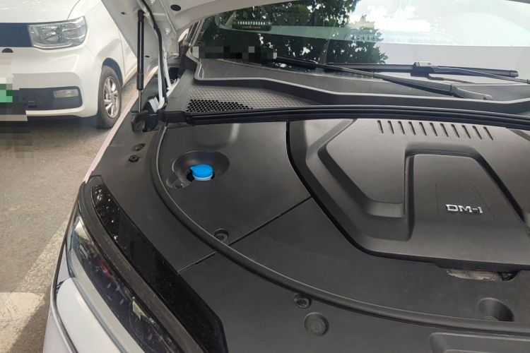 Used BYD Song PLUS New Energy 2023 Champion Edition DM-i 110KM Flagship PLUS Engine Bay Right