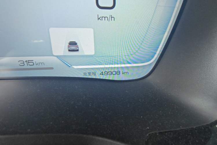 Used BYD Song PLUS New Energy 2023 Champion Edition EV 520KM Flagship Model Odometer Close Up