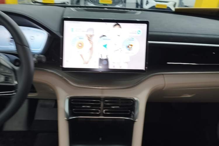Used BYD Song PLUS New Energy 2023 Champion Edition DM-i 110KM Flagship Model Audio And AC Panel