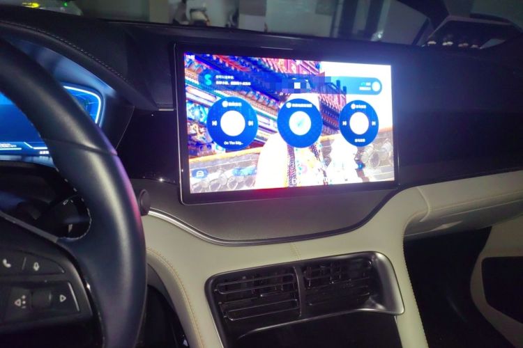Used BYD Song PLUS New Energy 2023 Champion Edition EV 520KM Prestige Model Audio And AC Panel