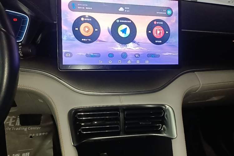 Used BYD Song PLUS New Energy 2023 Champion Edition DM-i 110KM Flagship PLUS Audio And AC Panel