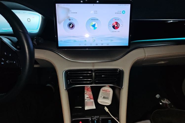 Used BYD Song PLUS New Energy 2023 Champion Edition DM-i 110KM Flagship Model Audio And AC Panel