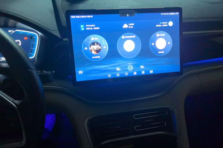 Used BYD Song PLUS New Energy 2023 Champion Edition DM-i 110KM Flagship PLUS Audio And AC Panel
