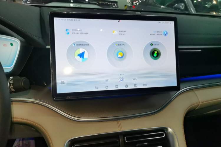 Used BYD Song PLUS New Energy 2023 Champion Edition DM-i 110KM Flagship PLUS Audio And AC Panel