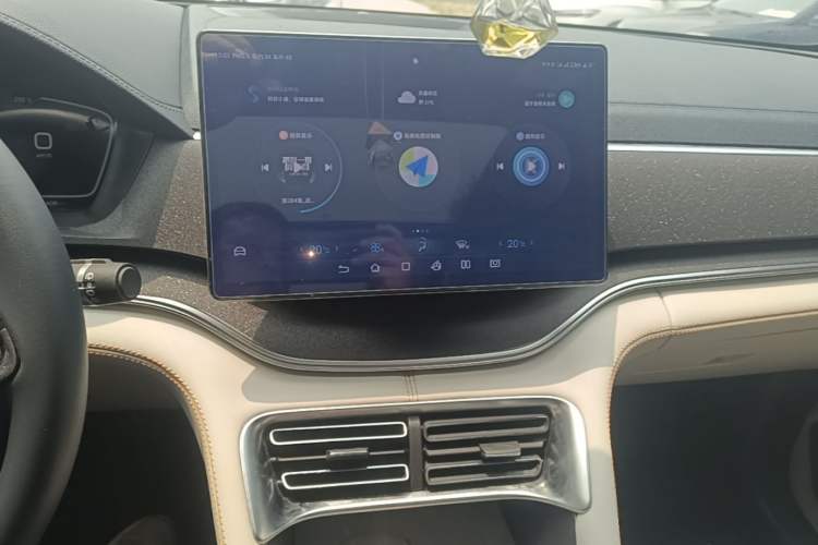 Used BYD Song PLUS New Energy 2023 Champion Edition DM-i 110KM Flagship Model Audio And AC Panel