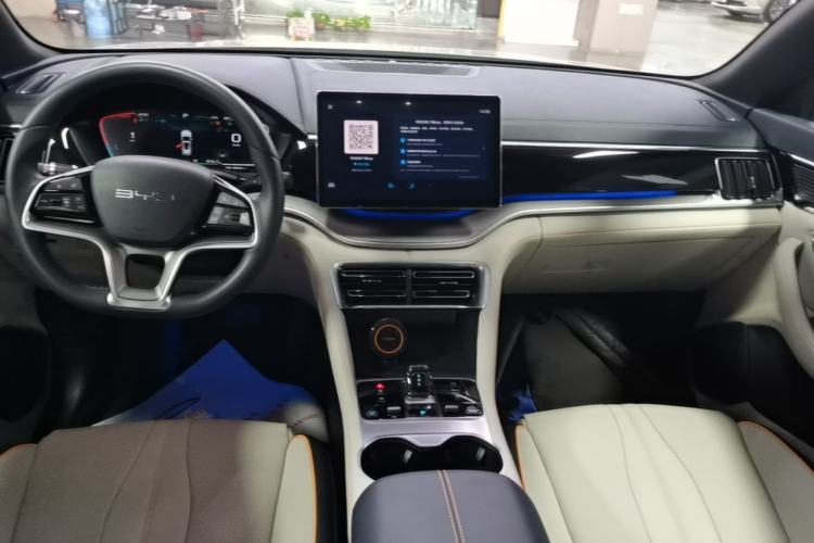 Used BYD Song PLUS New Energy 2023 Champion Edition DM-i 110KM Flagship PLUS Center Console