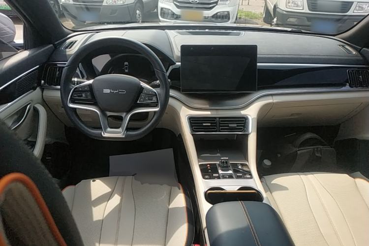 Used BYD Song PLUS New Energy 2023 Champion Edition DM-i 110KM Flagship PLUS Center Console