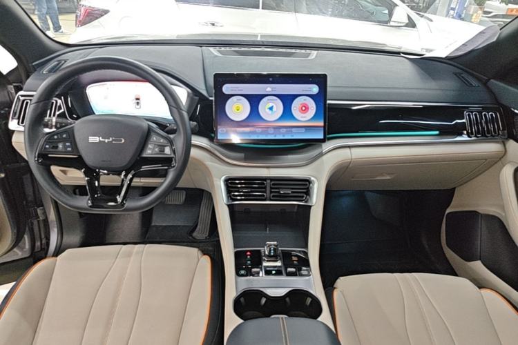 Used BYD Song PLUS New Energy 2023 Champion Edition DM-i 110KM Flagship Model Center Console