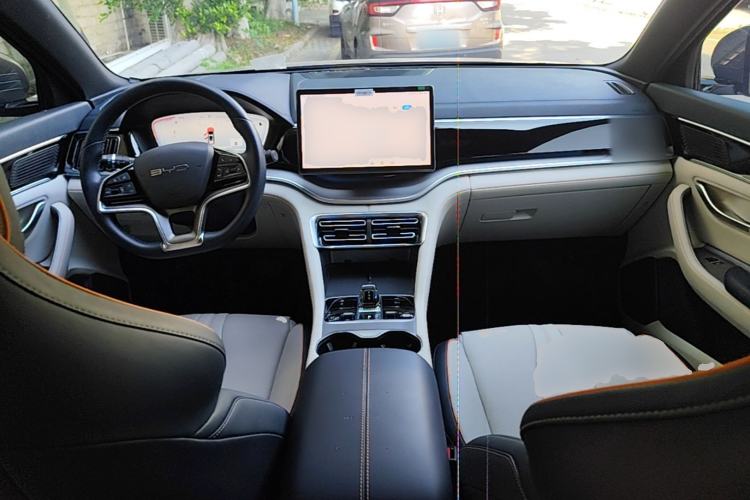 Used BYD Song PLUS New Energy 2023 Champion Edition DM-i 110KM Flagship PLUS Center Console