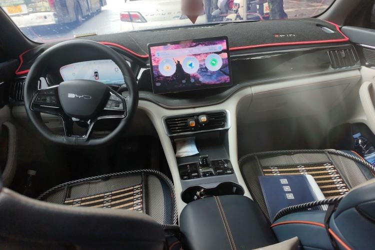 Used BYD Song PLUS New Energy 2023 Champion Edition DM-i 110KM Flagship Model Center Console
