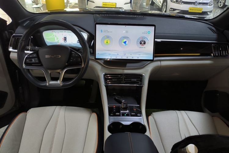 Used BYD Song PLUS New Energy 2023 Champion Edition EV 605KM Flagship PLUS Center Console