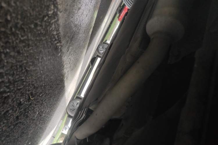 Used BYD Song PLUS New Energy 2023 Champion Edition DM-i 110KM Flagship Model Chassis Front Right