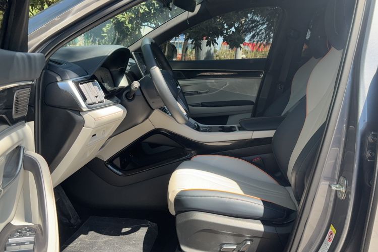 Used BYD Song PLUS New Energy 2023 Champion Edition DM-i 110KM Flagship PLUS Driver Seat