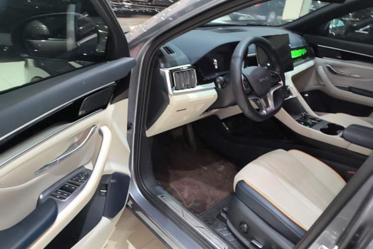 Used BYD Song PLUS New Energy 2023 Champion Edition EV 605KM Flagship PLUS Driver Seat