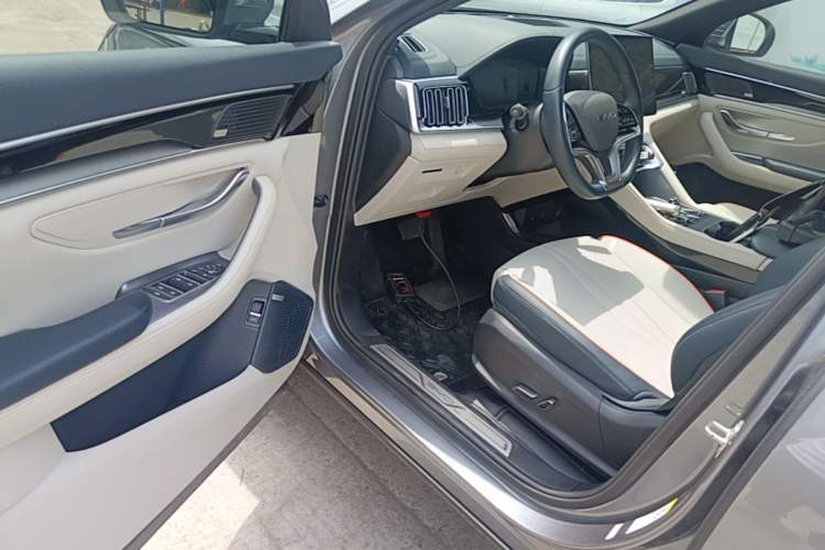 Used BYD Song PLUS New Energy 2023 Champion Edition EV 605KM Flagship PLUS Driver Seat