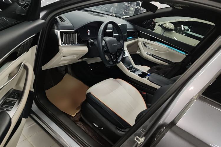 Used BYD Song PLUS New Energy 2023 Champion Edition DM-i 110KM Flagship Model Driver Seat