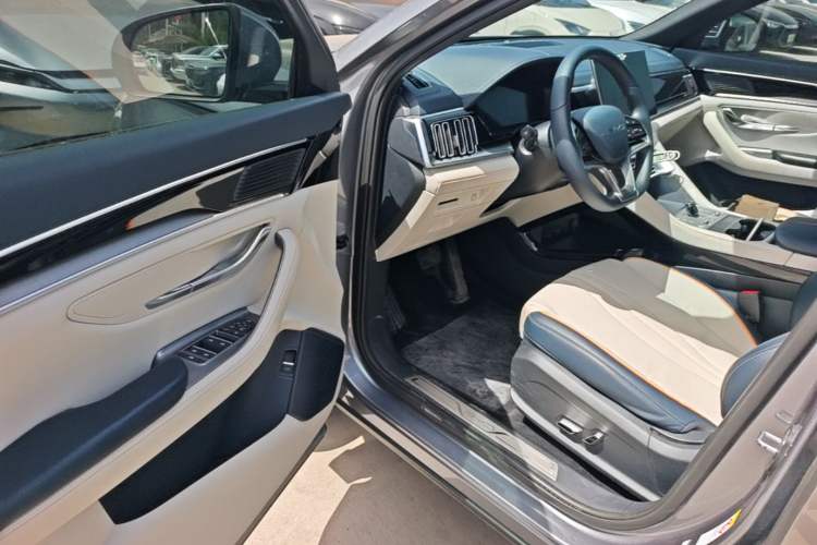 Used BYD Song PLUS New Energy 2023 Champion Edition DM-i 150KM Flagship PLUS Driver Seat