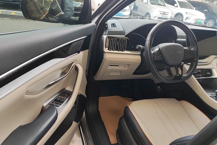 Used BYD Song PLUS New Energy 2023 Champion Edition DM-i 110KM Flagship Model Driver Seat