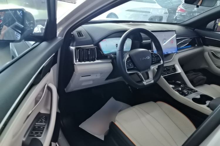 Used BYD Song PLUS New Energy 2023 Champion Edition DM-i 110KM Flagship PLUS Driver Seat