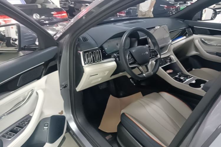 Used BYD Song PLUS New Energy 2023 Champion Edition DM-i 110KM Flagship PLUS Driver Seat