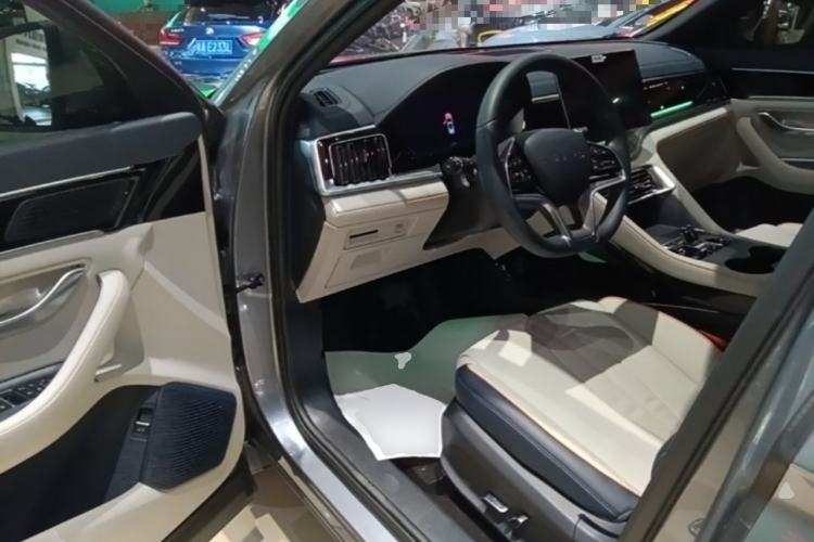 Used BYD Song PLUS New Energy 2023 Champion Edition DM-i 110KM Flagship PLUS Driver Seat