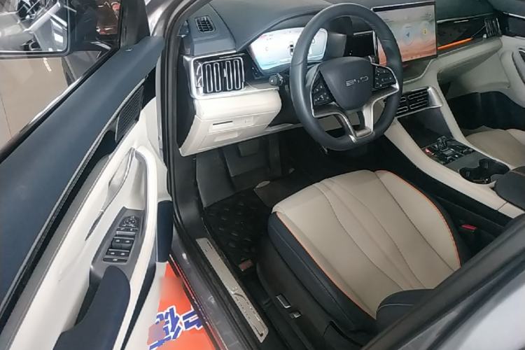 Used BYD Song PLUS New Energy 2023 Champion Edition DM-i 150KM Flagship PLUS Driver Seat