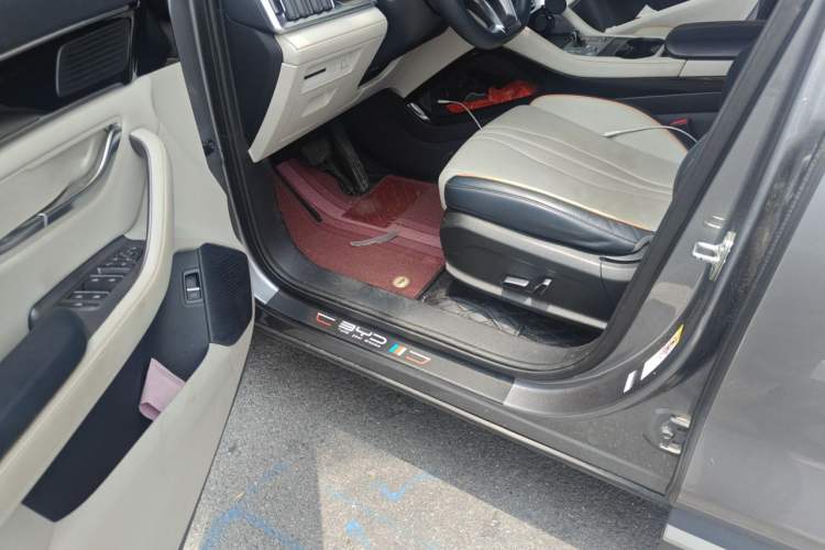 Used BYD Song PLUS New Energy 2023 Champion Edition DM-i 110KM Flagship PLUS Driver Seat