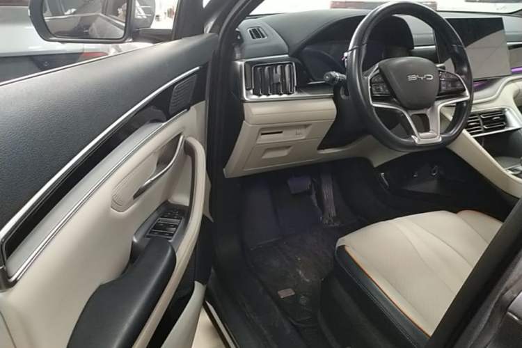 Used BYD Song PLUS New Energy 2023 Champion Edition DM-i 110KM Flagship PLUS Driver Seat