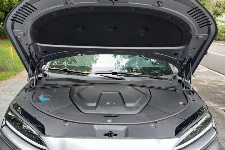 Used BYD Song PLUS New Energy 2023 Champion Edition DM-i 110KM Flagship PLUS Engine Bay