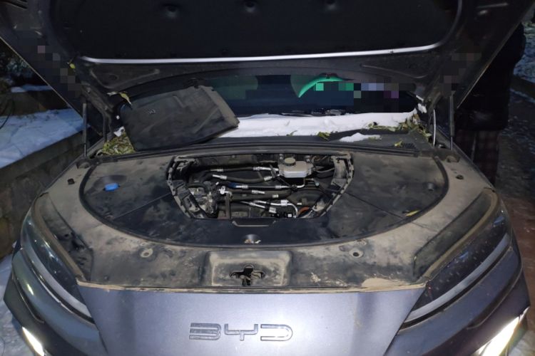 Used BYD Song PLUS New Energy 2023 Champion Edition EV 520KM Flagship Model Engine Bay
