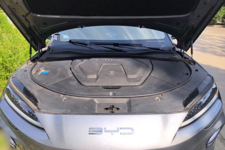 Used BYD Song PLUS New Energy 2023 Champion Edition EV 520KM Flagship Model Engine Bay