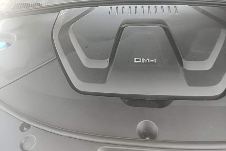 Used BYD Song PLUS New Energy 2023 Champion Edition DM-i 110KM Flagship PLUS Engine Bay