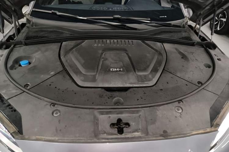 Used BYD Song PLUS New Energy 2023 Champion Edition DM-i 110KM Flagship Model Engine Bay