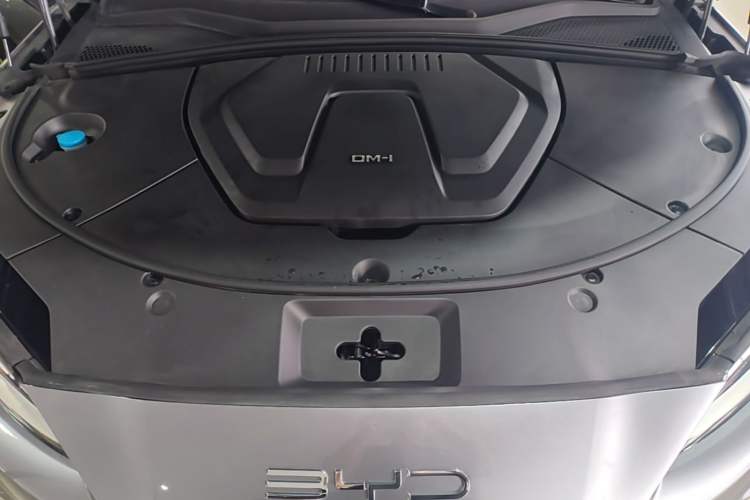 Used BYD Song PLUS New Energy 2023 Champion Edition DM-i 110KM Flagship PLUS Engine Bay