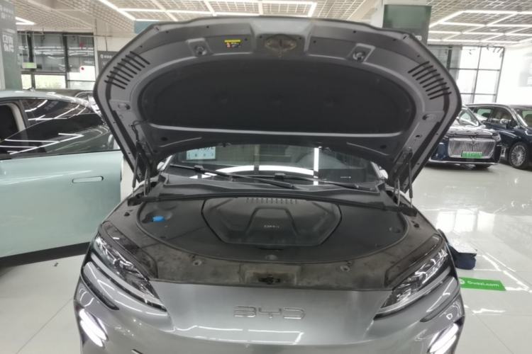 Used BYD Song PLUS New Energy 2023 Champion Edition DM-i 110KM Flagship PLUS Engine Bay