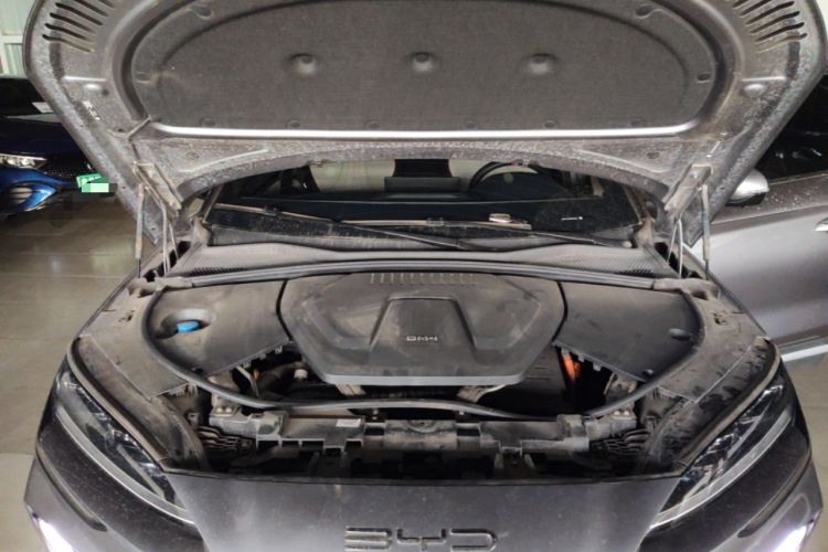 Used BYD Song PLUS New Energy 2023 Champion Edition DM-i 110KM Flagship Model Engine Bay