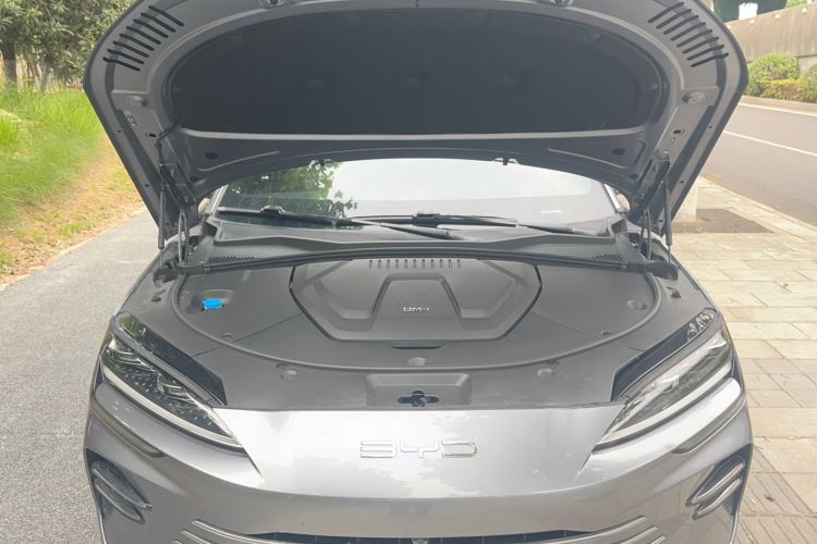 Used BYD Song PLUS New Energy 2023 Champion Edition DM-i 110KM Flagship PLUS Engine Bay