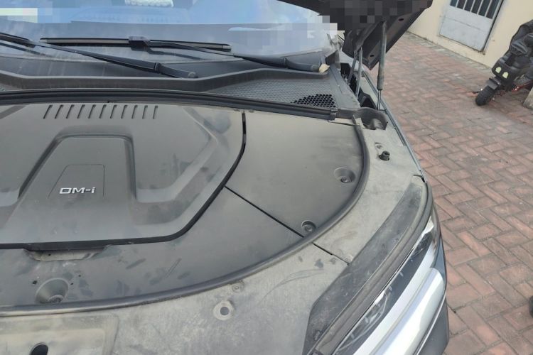 Used BYD Song PLUS New Energy 2023 Champion Edition DM-i 150KM Flagship PLUS Engine Bay Left