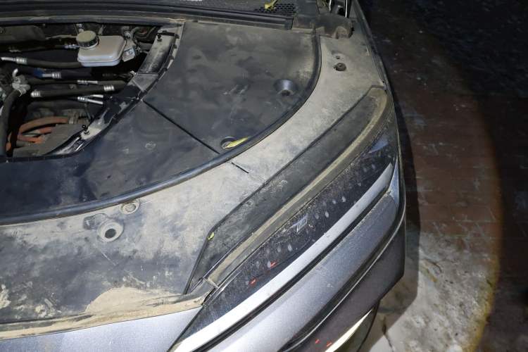Used BYD Song PLUS New Energy 2023 Champion Edition EV 520KM Flagship Model Engine Bay Left