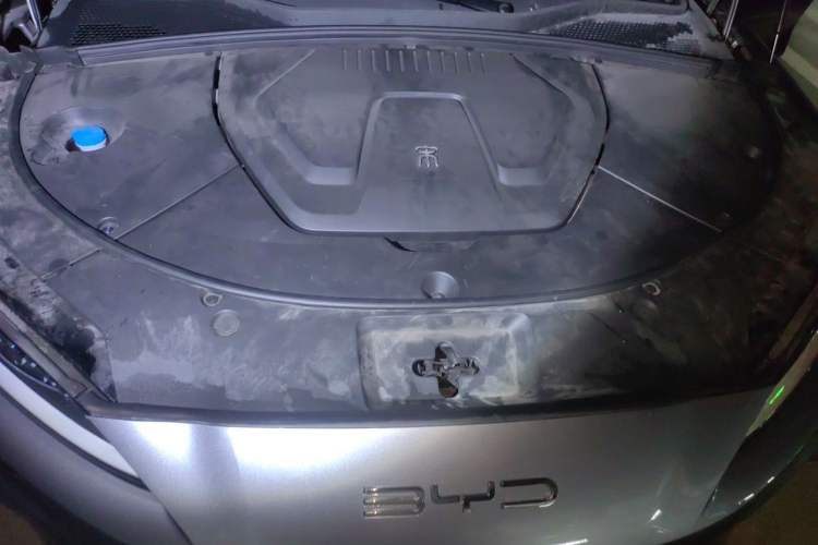 Used BYD Song PLUS New Energy 2023 Champion Edition EV 520KM Prestige Model Engine Bay