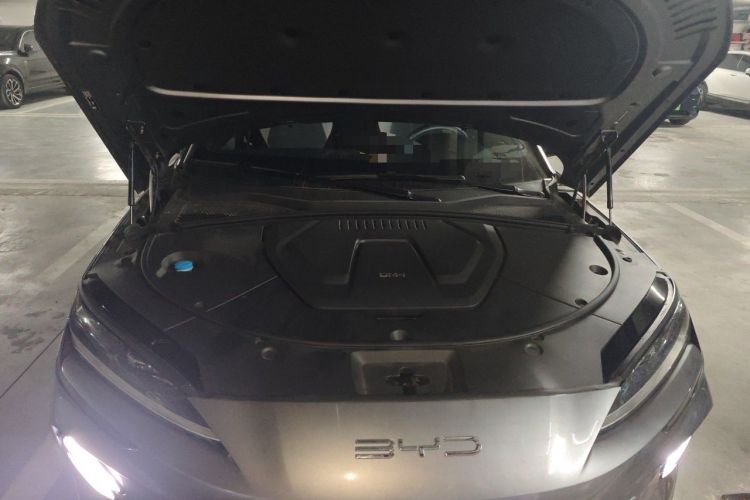 Used BYD Song PLUS New Energy 2023 Champion Edition DM-i 110KM Flagship PLUS Engine Bay