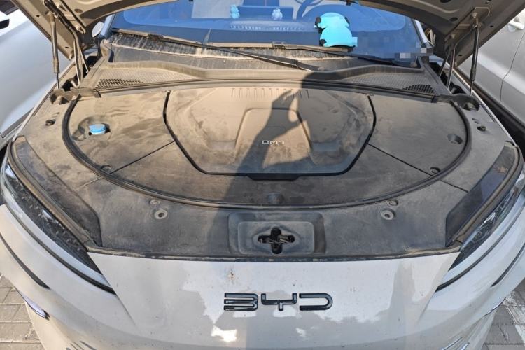 Used BYD Song PLUS New Energy 2023 Champion Edition DM-i 110KM Flagship Model Engine Bay