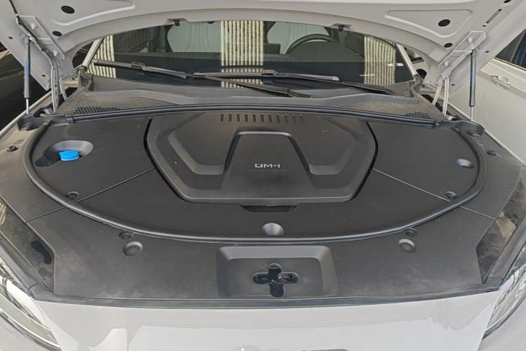 Used BYD Song PLUS New Energy 2023 Champion Edition DM-i 110KM Flagship Model Engine Bay