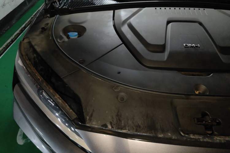 Used BYD Song PLUS New Energy 2023 Champion Edition DM-i 110KM Flagship PLUS Engine Bay Right