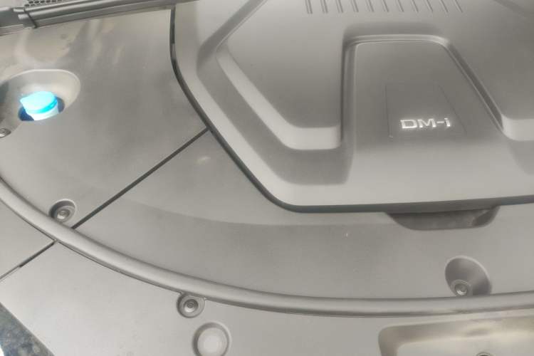 Used BYD Song PLUS New Energy 2023 Champion Edition DM-i 110KM Flagship PLUS Engine Bay Right